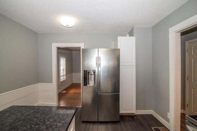 10 Auburn Road, Londonderry, NH 03053