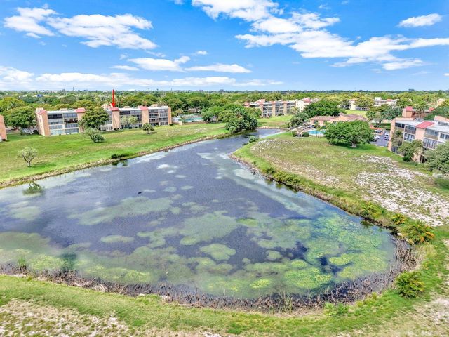 363 N Rock Island Road 205, Margate, FL 33063