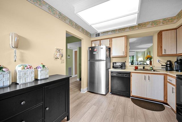 363 N Rock Island Road 205, Margate, FL 33063