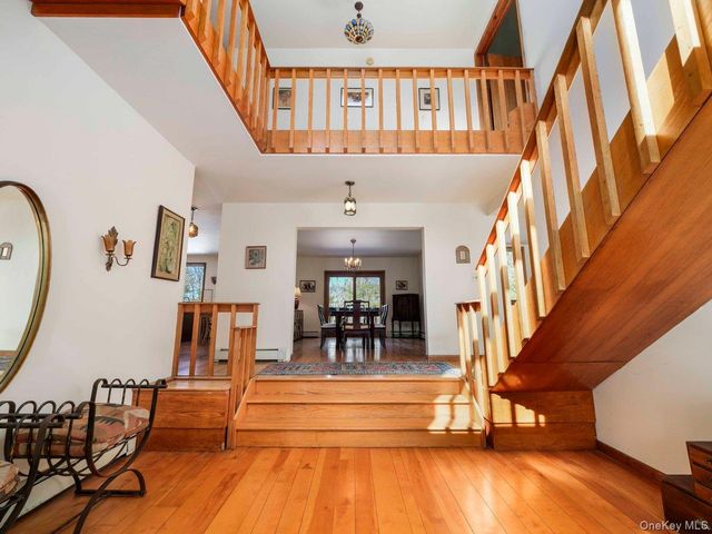 118 Split Rock Drive, Barryville, NY 12719