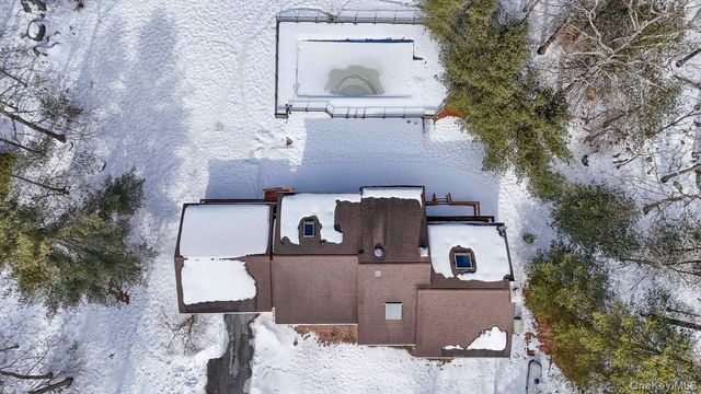 118 Split Rock Drive, Barryville, NY 12719