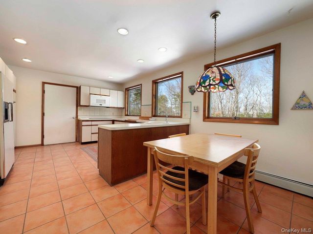 118 Split Rock Drive, Barryville, NY 12719