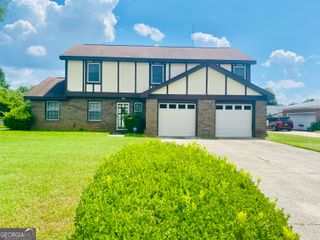 122 Greenwood Drive, Warner Robins, GA 31093