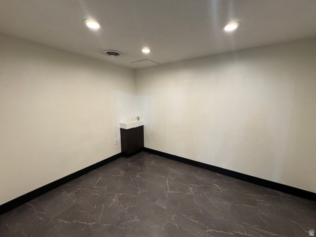 807 E FORT BLVD, Midvale, UT 84047 — photo 4