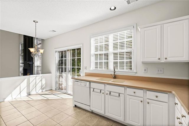 3840 Ridgefair Drive, Cumming, GA 30040