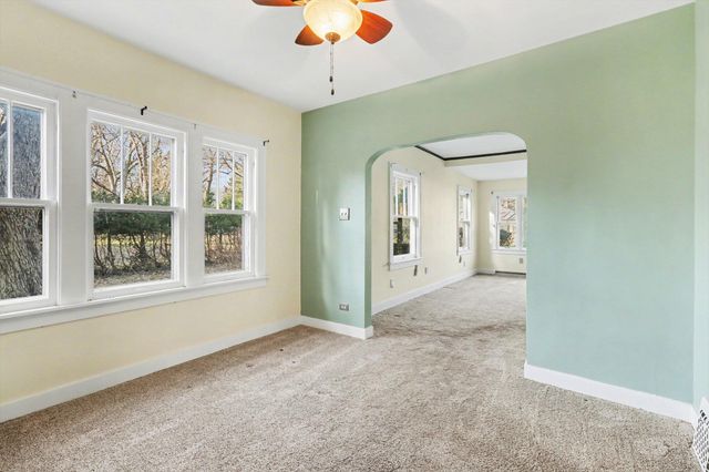 2516 Fairfield Avenue, Kalamazoo Twp, MI 49048