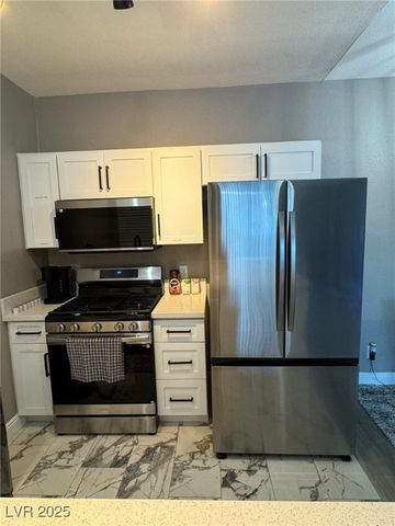 4960 Harrison Drive 207, Las Vegas, NV 89120