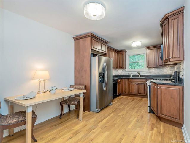 84U Glen Keith Road 84U, Glen Cove, NY 11542