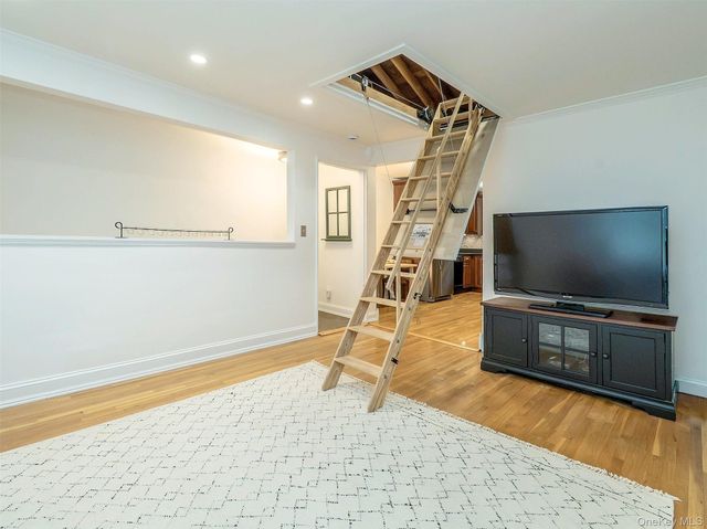 84U Glen Keith Road 84U, Glen Cove, NY 11542