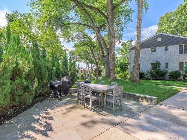 84U Glen Keith Road 84U, Glen Cove, NY 11542