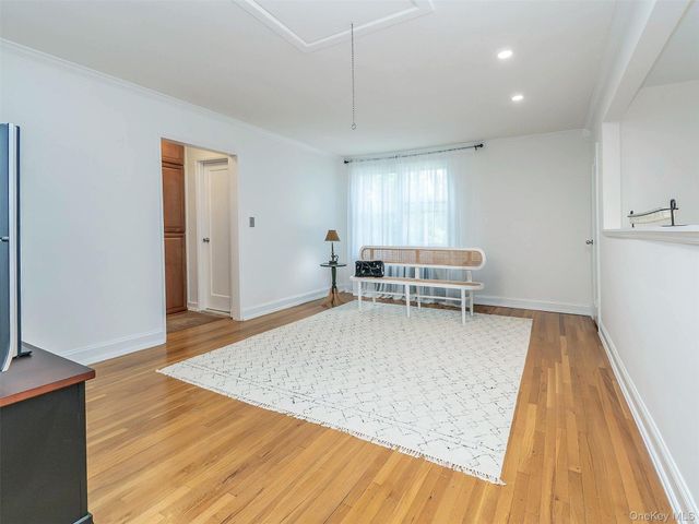 84U Glen Keith Road 84U, Glen Cove, NY 11542