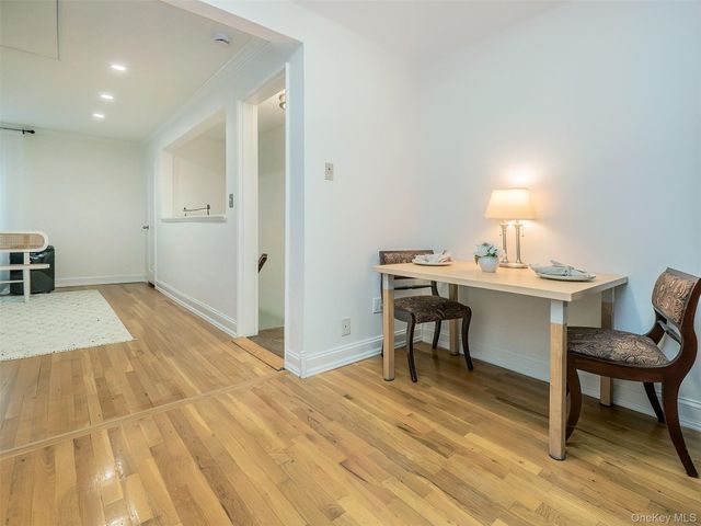 84U Glen Keith Road 84U, Glen Cove, NY 11542