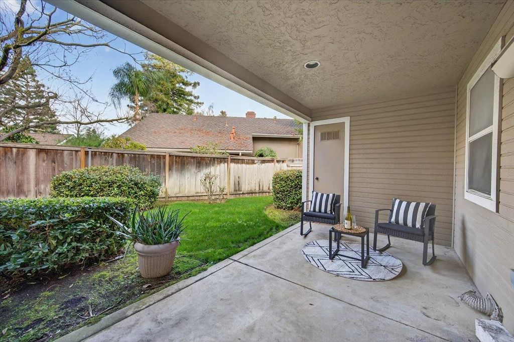 Image 51 of property listing at 8269 N 6th Street, Fresno, CA 93720