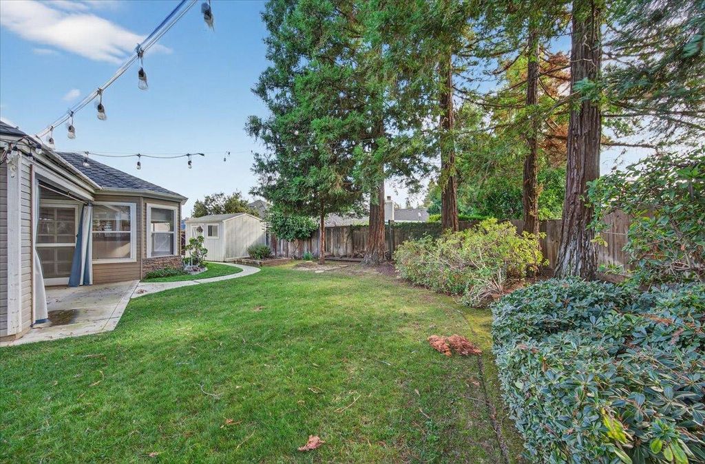 Image 58 of property listing at 8269 N 6th Street, Fresno, CA 93720