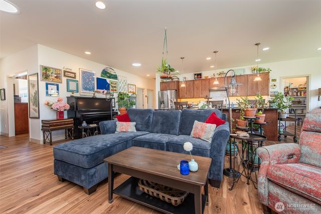31 Lillian Ridge Drive, Sequim, WA 98382