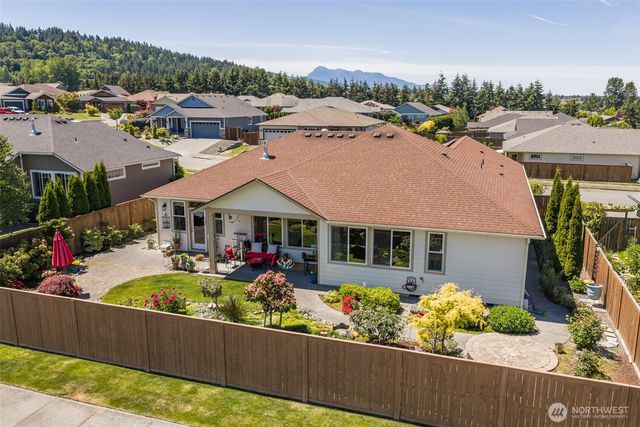31 Lillian Ridge Drive, Sequim, WA 98382