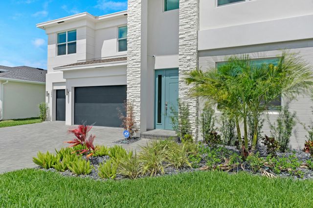 1525 Stockbridge Street, Loxahatchee, FL 33470