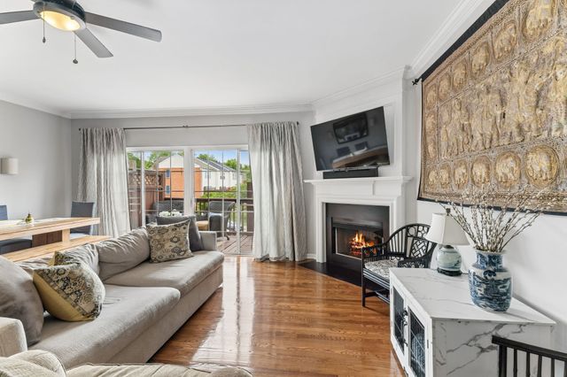 7252 Highway 70 S Apt 602, Nashville, TN 37221