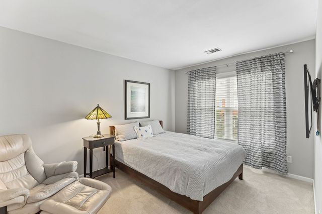 7252 Highway 70 S Apt 602, Nashville, TN 37221