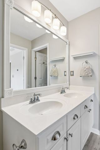 7252 Highway 70 S Apt 602, Nashville, TN 37221