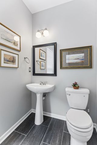 7252 Highway 70 S Apt 602, Nashville, TN 37221
