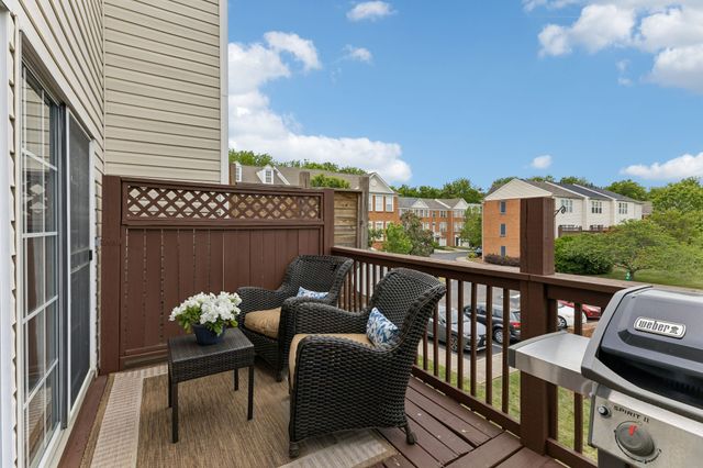 7252 Highway 70 S Apt 602, Nashville, TN 37221