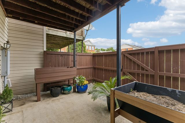 7252 Highway 70 S Apt 602, Nashville, TN 37221