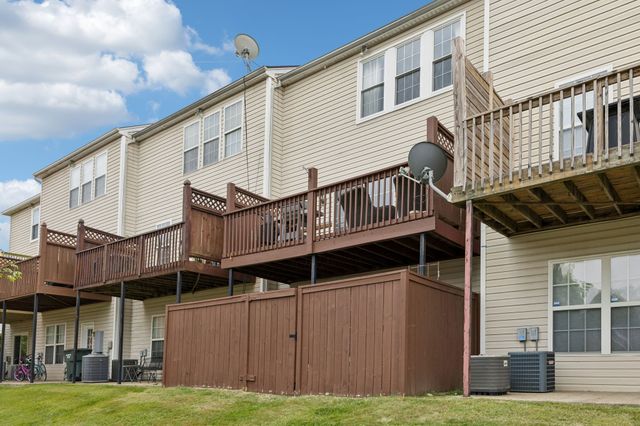 7252 Highway 70 S Apt 602, Nashville, TN 37221