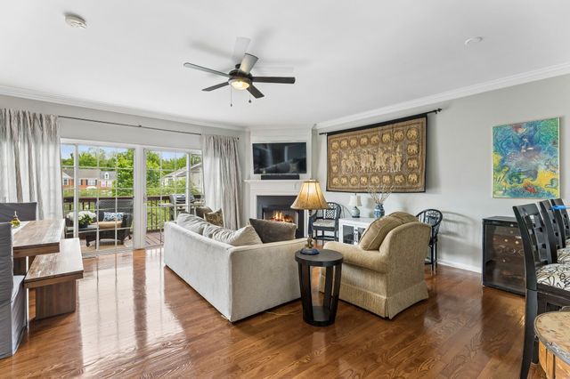 7252 Highway 70 S Apt 602, Nashville, TN 37221