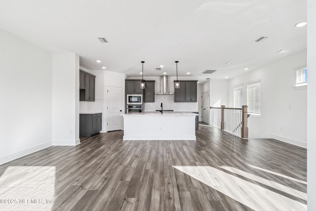 11160 FOSSIL Road, Jacksonville, FL 32256