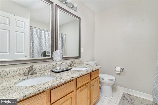 2300 SOMERSET DR, Jeffersonton, VA 22724