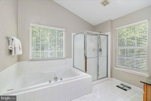 2300 SOMERSET DR, Jeffersonton, VA 22724