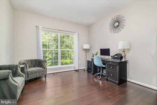 2300 SOMERSET DR, Jeffersonton, VA 22724