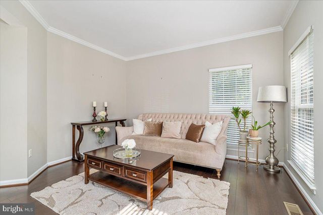 2300 SOMERSET DR, Jeffersonton, VA 22724