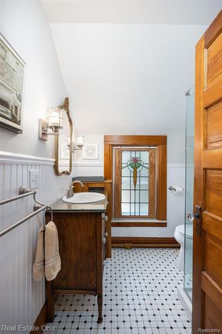 703 1st Street, Rochester, MI 48307