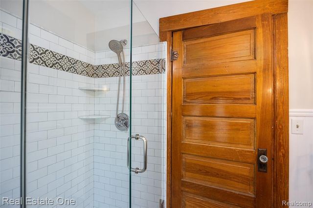 703 1st Street, Rochester, MI 48307