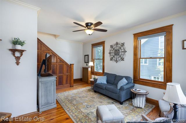703 1st Street, Rochester, MI 48307