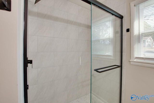 3916 Troy Swasey Blvd, Huntsville, AL 35805