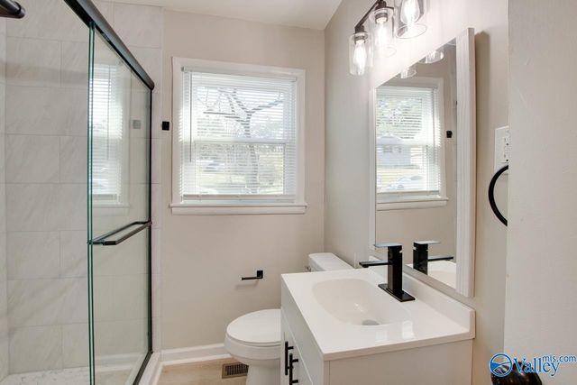 3916 Troy Swasey Blvd, Huntsville, AL 35805