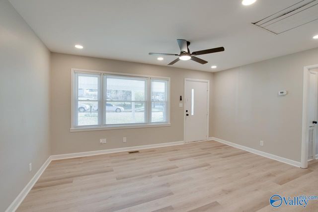 3916 Troy Swasey Blvd, Huntsville, AL 35805