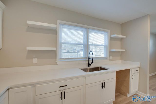 3916 Troy Swasey Blvd, Huntsville, AL 35805