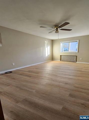 77 Main Avenue, Wallington, NJ 07057