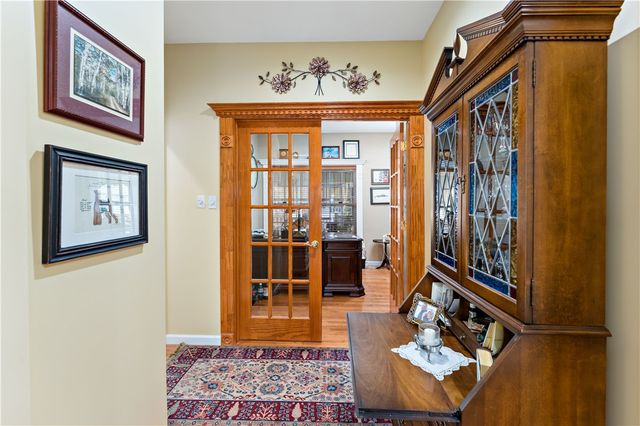 5001 Jackson Dr, Jefferson Hills, PA 15025