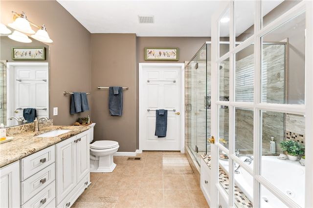 5001 Jackson Dr, Jefferson Hills, PA 15025