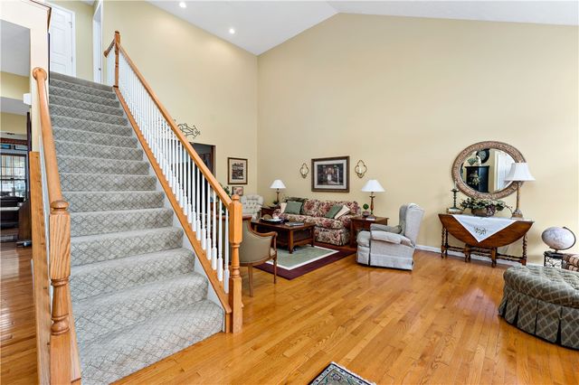 5001 Jackson Dr, Jefferson Hills, PA 15025