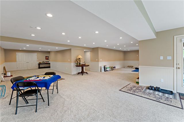 5001 Jackson Dr, Jefferson Hills, PA 15025