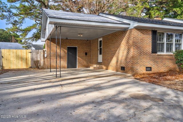 507 Glendale Drive W, Wilson, NC 27893