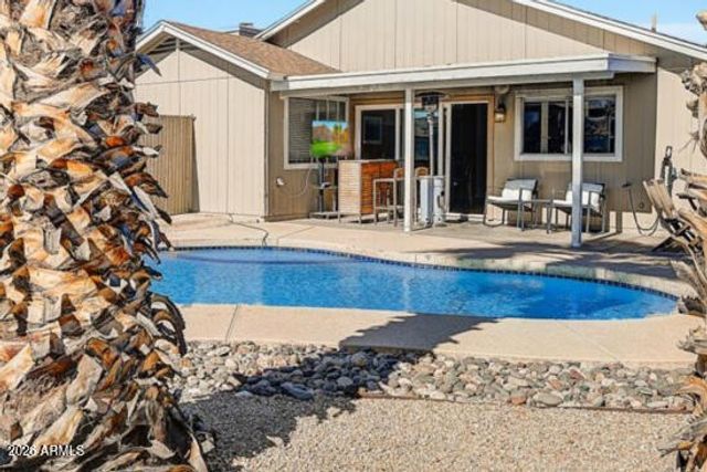 6917 W NICOLET Avenue, Glendale, AZ 85303