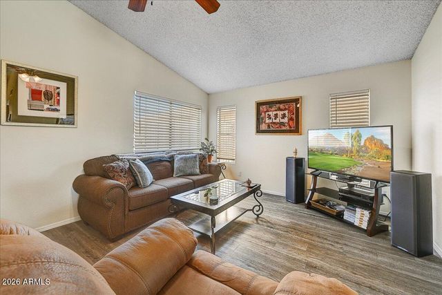 6917 W NICOLET Avenue, Glendale, AZ 85303