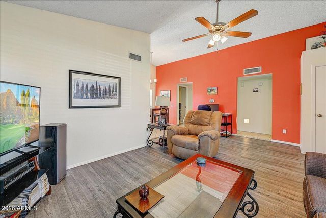 6917 W NICOLET Avenue, Glendale, AZ 85303